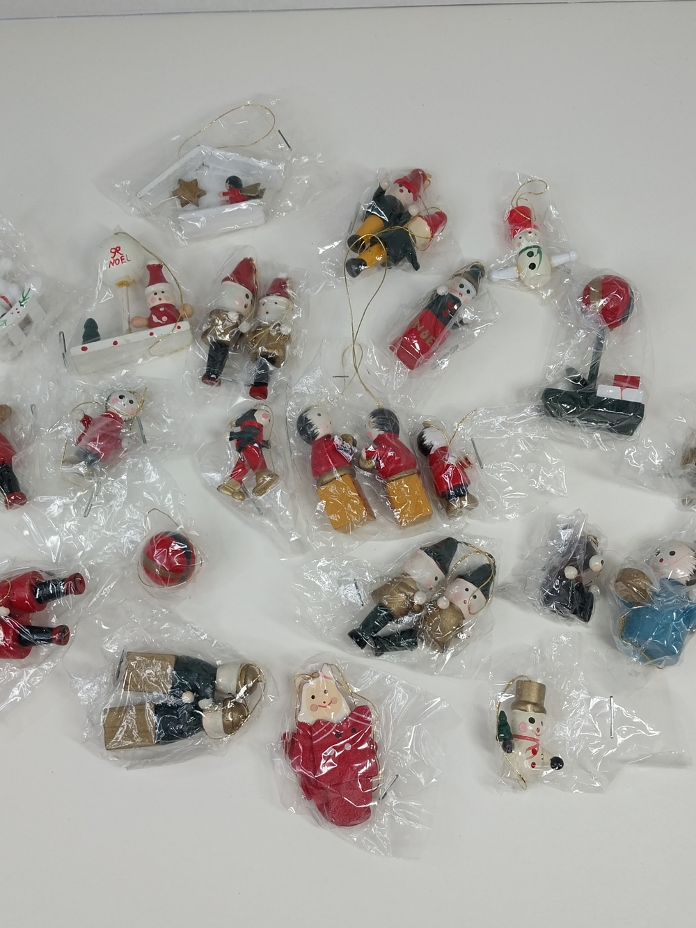 Vintage Mini Wooden Christmas Ornaments Painted Wood Mini New Taiwan Lot Of 29